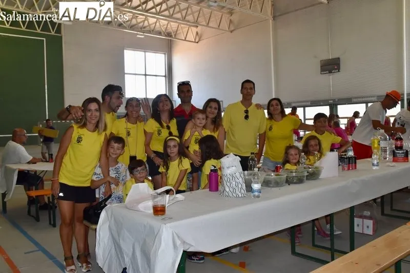 Comida de peñas en Doñinos