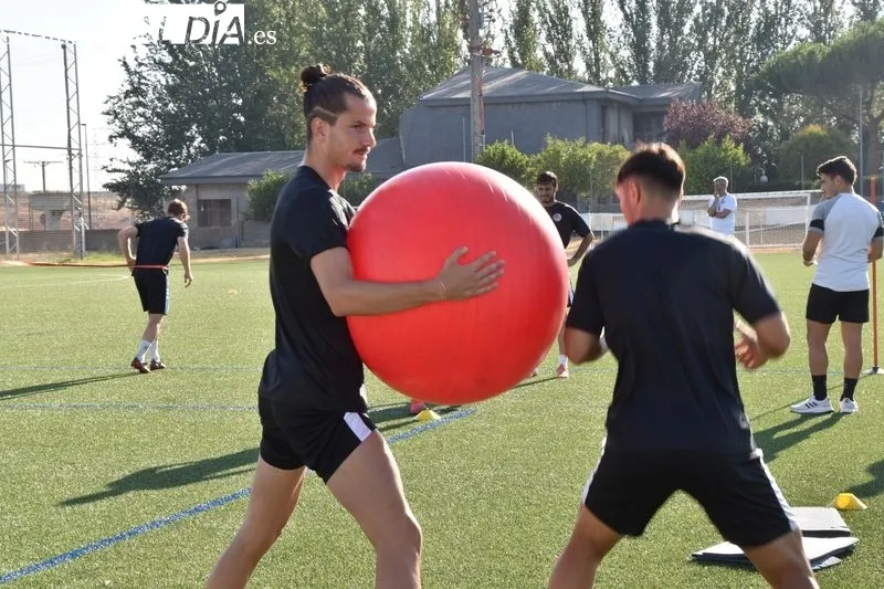 Entrenamiento esta mañana del Salamanca UDS con la última incorporación, Fabio Fonseca