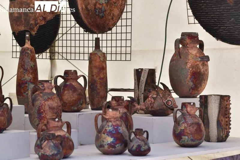 La Feria del Barro de Salamanca en la mañana de este sábado