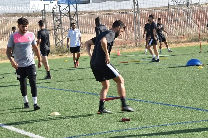 Entrenamiento esta mañana del Salamanca UDS con la última incorporación, Fabio Fonseca