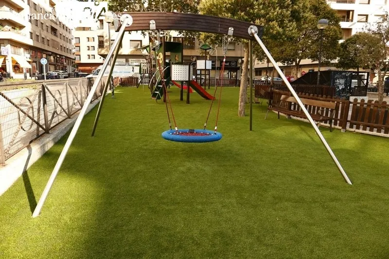 Renovación del parque de la plaza Carmelitas en Salamanca. Foto de David Sañudo