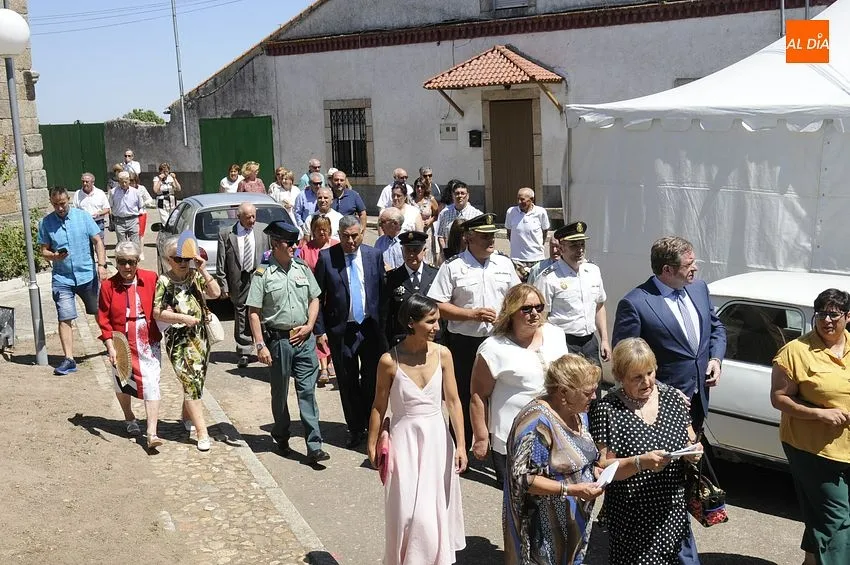 Foto 5 - Nuestra Se&ntilde;ora de la Asunci&oacute;n recorre las calles o&ntilde;orenses