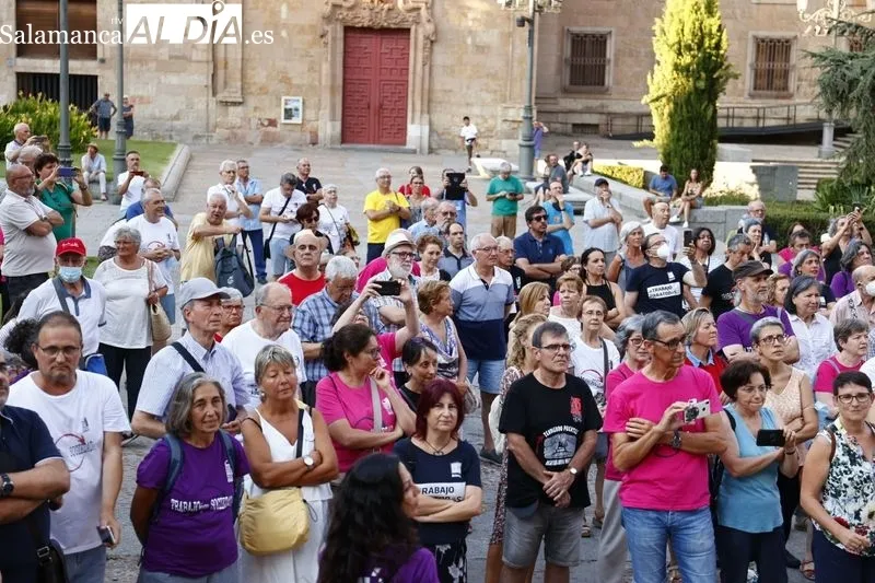 Concentración de la HOAC en la Plaza de Anaya | Fotos: David Sañudo