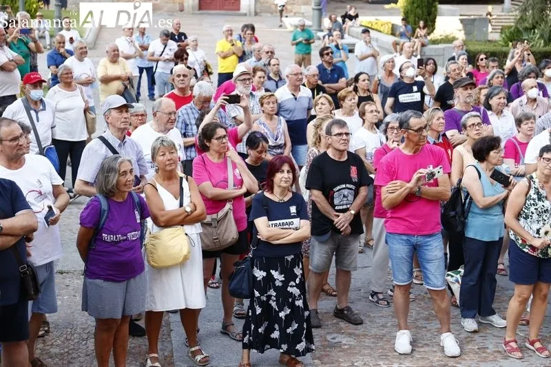 Concentración de la HOAC en la Plaza de Anaya | Fotos: David Sañudo