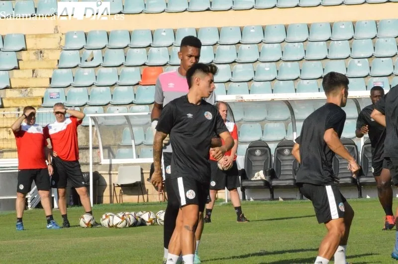 Primer entrenamiento del curso del Salamanca UDS | Fotos: Vanesa Martins
