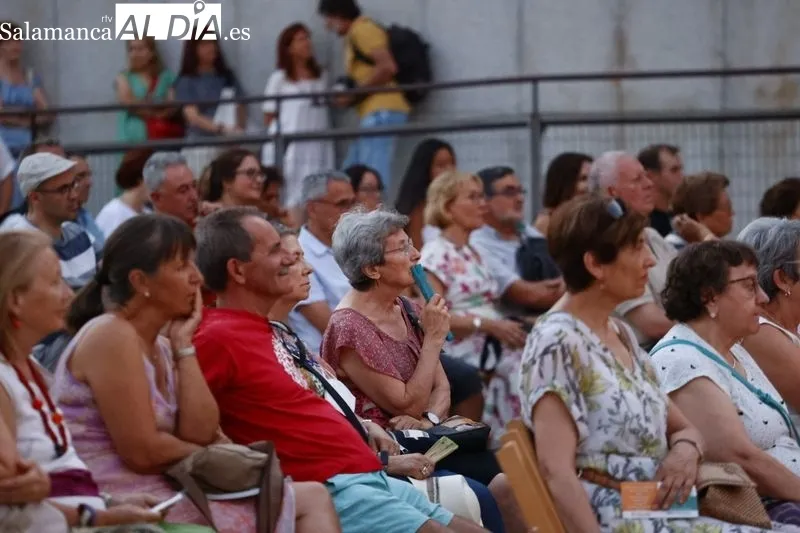 Concierto de Itziar Yagüe en la Biblioteca Torrente Ballester | Fotos: David Sañudo