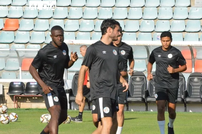 Primer entrenamiento del curso del Salamanca UDS | Fotos: Vanesa Martins