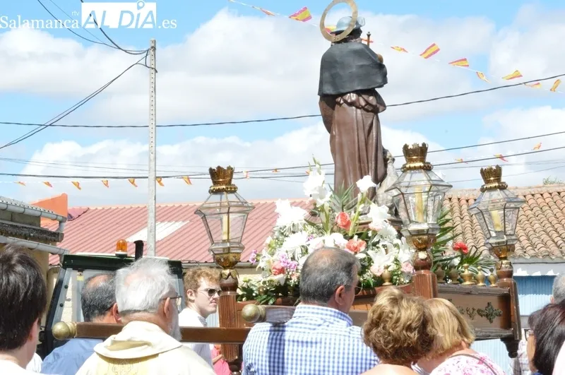 Procesión de San Roque en Valdelosa. Foto: Elena Esteban