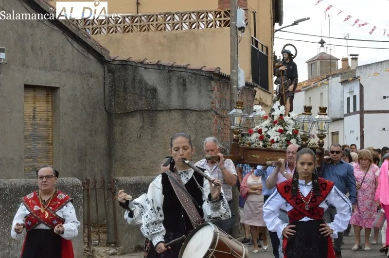 Procesión de San Roque en Valdelosa. Foto: Elena Esteban