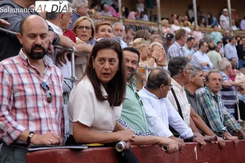 Público en el festejo de rejones en La Glorieta