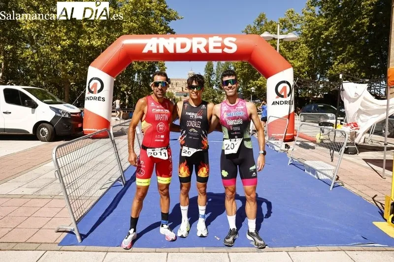 Foto 6 - Multitud de atletas se echan a las calles de Salamanca en plenas Ferias con un entretenido Duatl&oacute;n