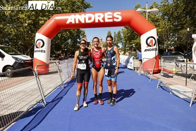Foto 2 - Multitud de atletas se echan a las calles de Salamanca en plenas Ferias con un entretenido Duatl&oacute;n