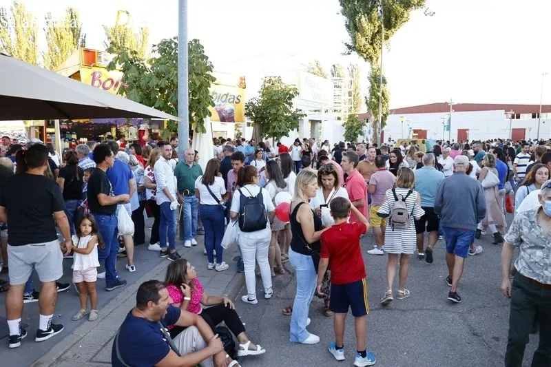 Numerosas personas han visitado este sábado Salamaq