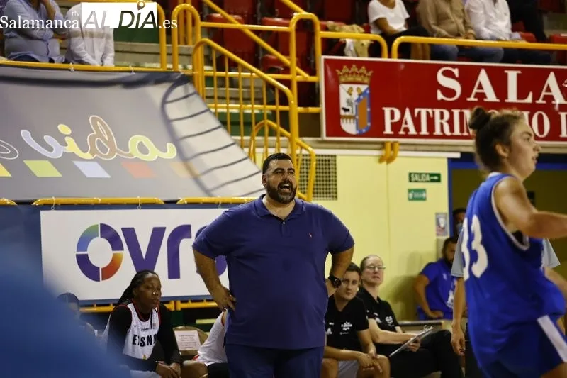 Imágenes del partido del Perfumerías Avenida contra el Ensino Lugo