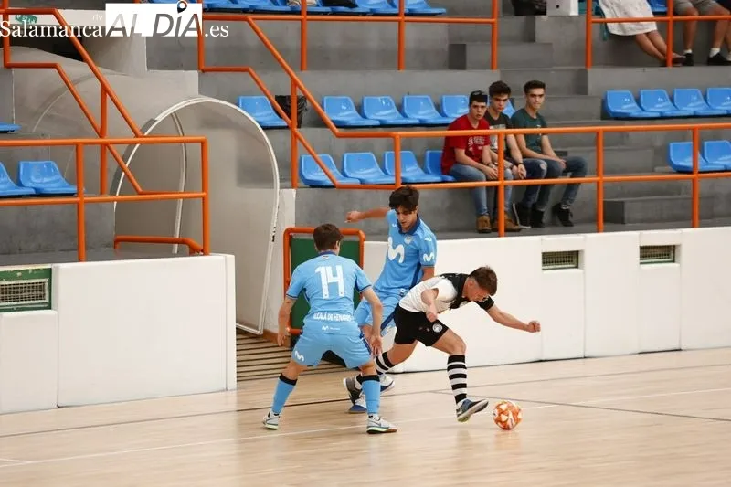 Foto 4 - Unionistas FS vence al filial del Inter Movistar y coge fuerzas para lo que viene (6-5)