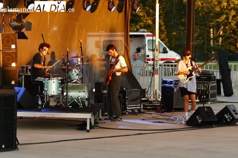 Concierto de Yawners en el parque de Nebrija de Salamanca
