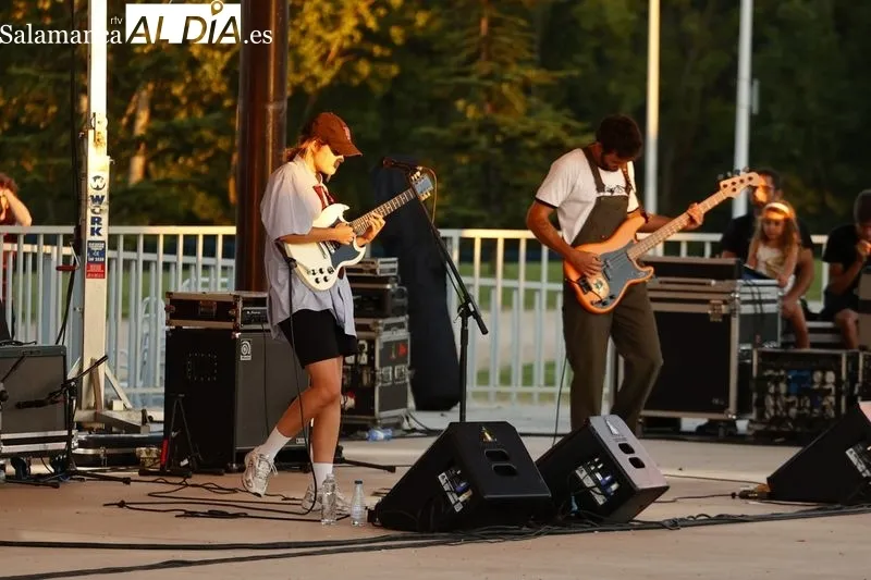 Concierto de Yawners en el parque de Nebrija de Salamanca