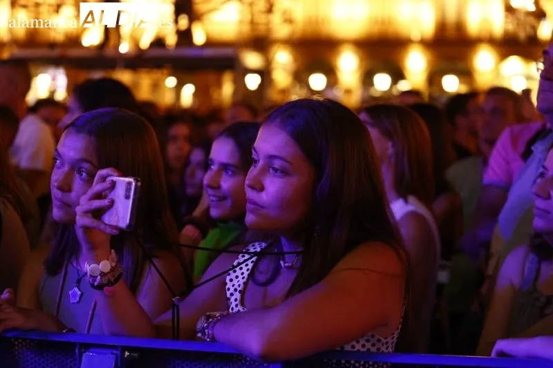 Concierto de Ana Guerra en la Plaza Mayor de Salamanca