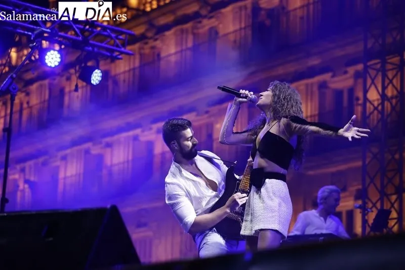 Concierto de Ana Guerra en la Plaza Mayor de Salamanca