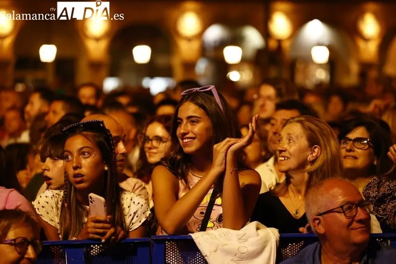 Concierto de Ana Guerra en la Plaza Mayor de Salamanca