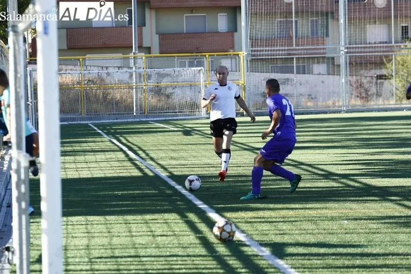 Foto 17 - Los veteranos recuerdan a 'Tabu' con el I Torneo Roberto S&aacute;nchez en su memoria