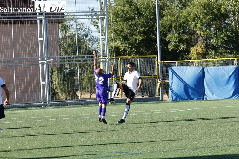 Foto 7 - Los veteranos recuerdan a 'Tabu' con el I Torneo Roberto S&aacute;nchez en su memoria
