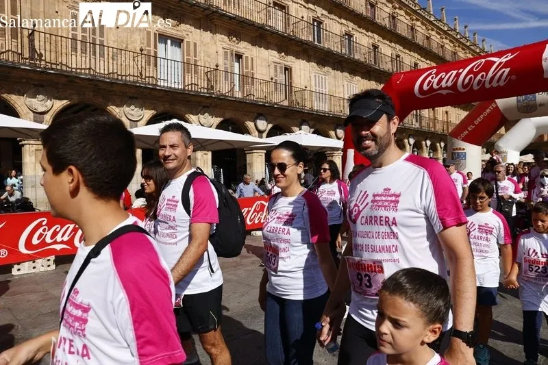 Imágenes de la marcha de la V Carrera Contra la Violencia de Género. Fotos: David Sañudo