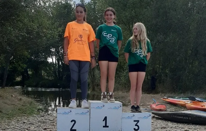Foto 6 - Capit&aacute;n Nemo logra 72 medallas en el Regional de Pirag&uuml;ismo celebrado en el r&iacute;o &Aacute;gueda