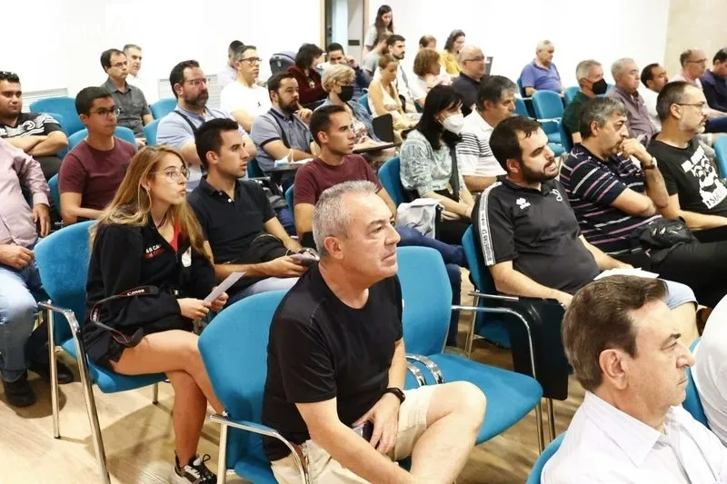Foto 13 - Los socios de Unionistas aprueban que el club tenga un presupuesto de 1.627.000 euros para la 22/23