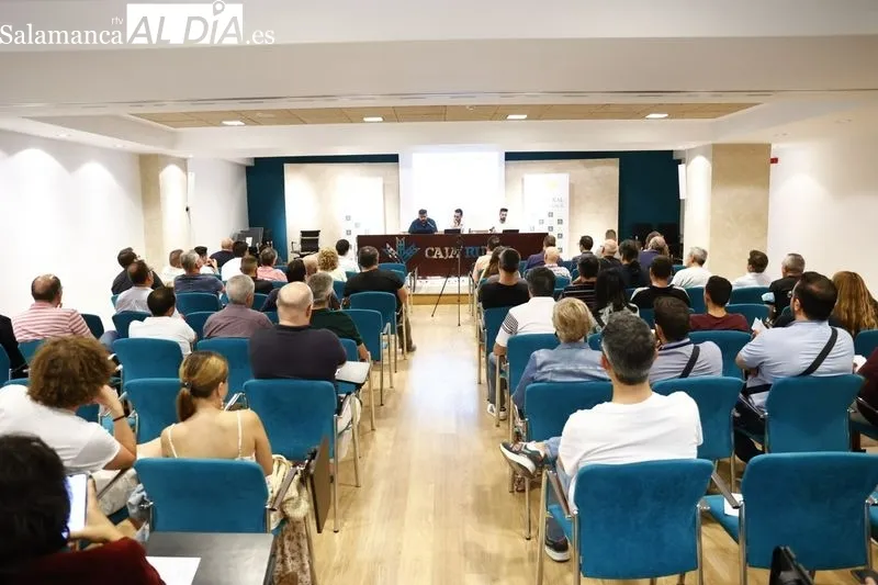 Foto 11 - Los socios de Unionistas aprueban que el club tenga un presupuesto de 1.627.000 euros para la 22/23