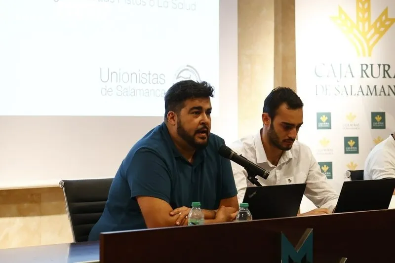 Foto 8 - Los socios de Unionistas aprueban que el club tenga un presupuesto de 1.627.000 euros para la 22/23