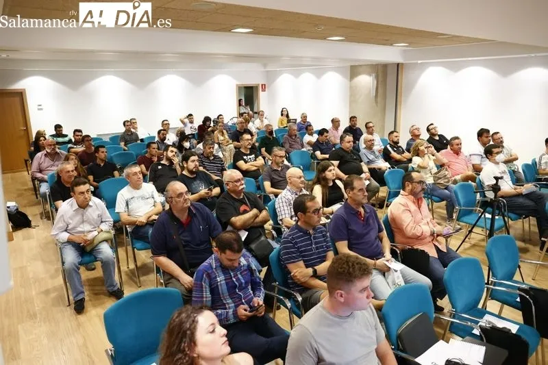 Foto 7 - Los socios de Unionistas aprueban que el club tenga un presupuesto de 1.627.000 euros para la 22/23