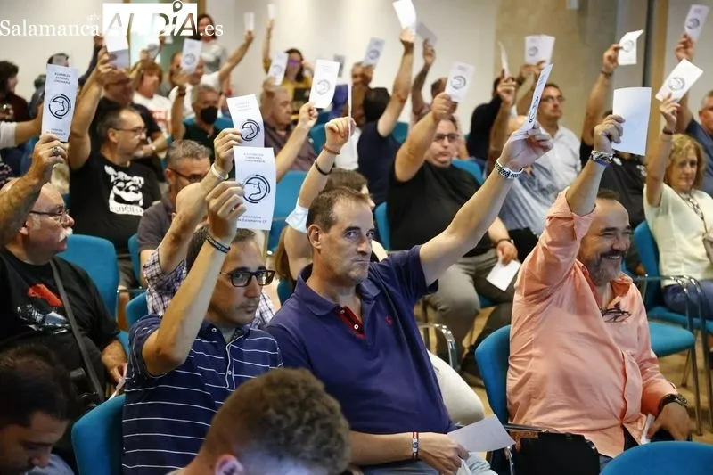 Foto 5 - Los socios de Unionistas aprueban que el club tenga un presupuesto de 1.627.000 euros para la 22/23