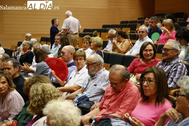 Representación teatral a favor del Banco de Alimentos de Salamanca