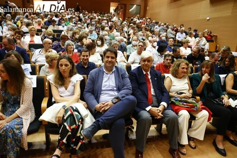 Representación teatral a favor del Banco de Alimentos de Salamanca
