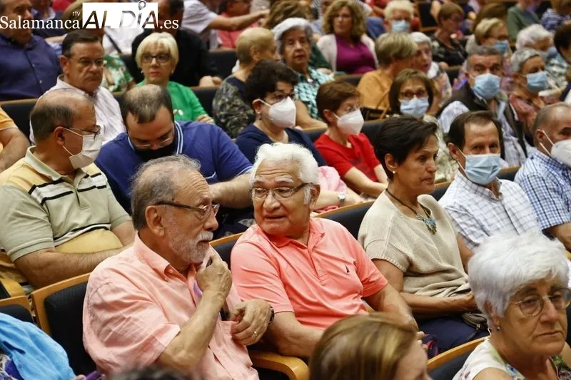 Representación teatral a favor del Banco de Alimentos de Salamanca