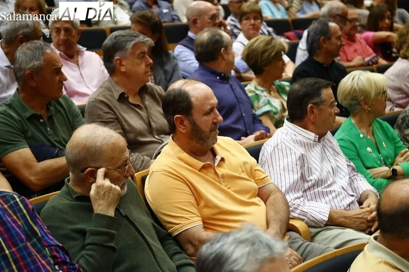 Representación teatral a favor del Banco de Alimentos de Salamanca