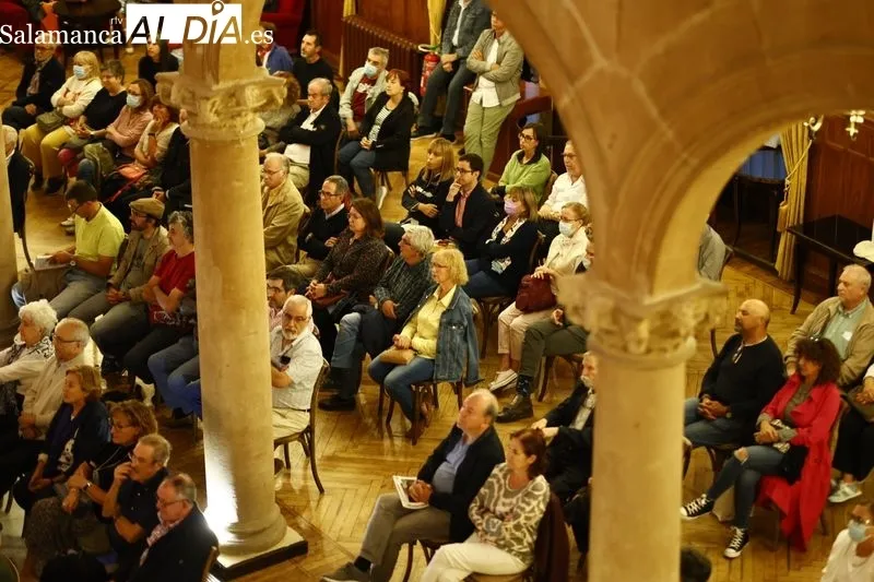 Presentación del libro de Jesús Málaga en El Casino
