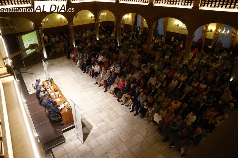 Presentación del libro de Jesús Málaga en El Casino