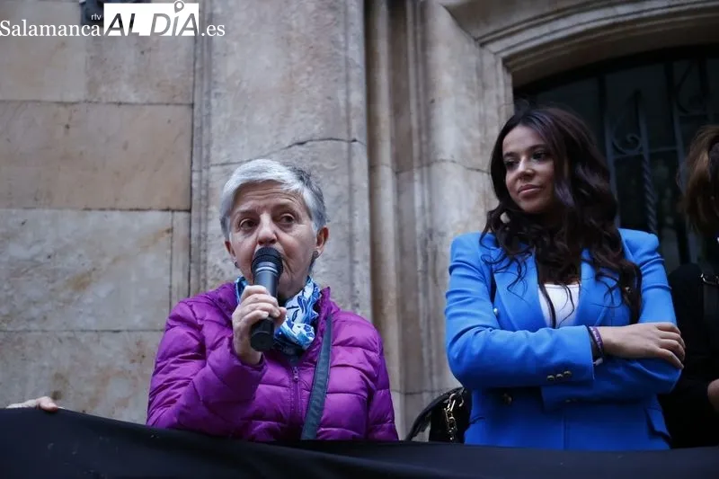 Concentración del Movimiento Feminista de Salamanca este miércoles. Foto: David Sañudo