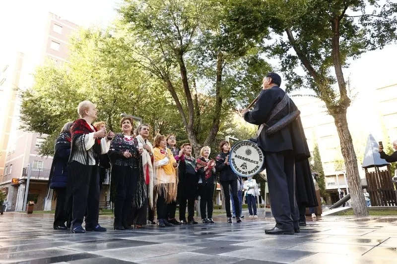 Bailes charros en la Plaza Barcelona