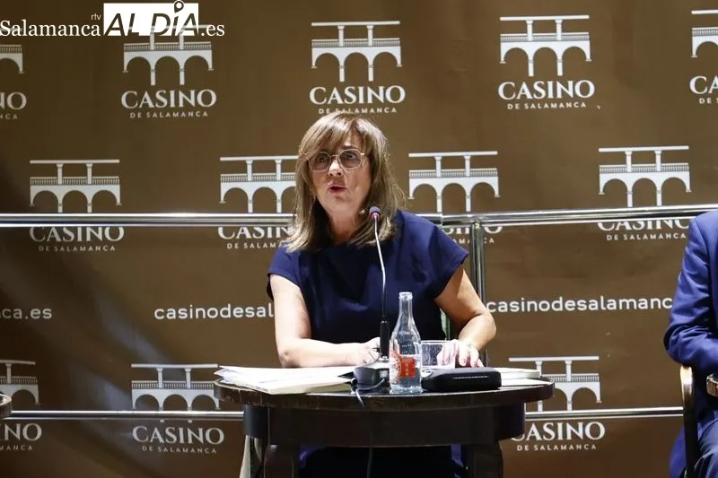 Presentación en el Casino de 'Merinas y churras', de Román Álvarez