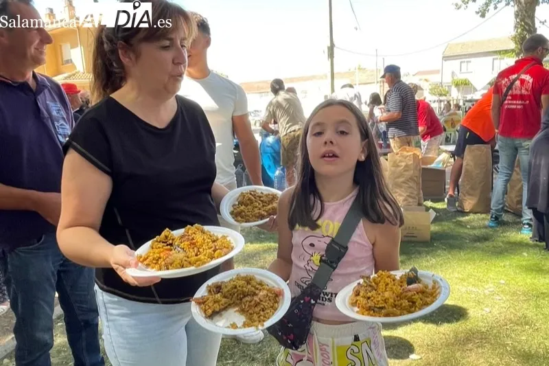 Villoria celebraba este sábado una multitudinaria paellada popular en la Alameda