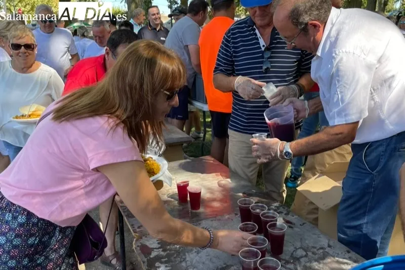 Villoria celebraba este sábado una multitudinaria paellada popular en la Alameda