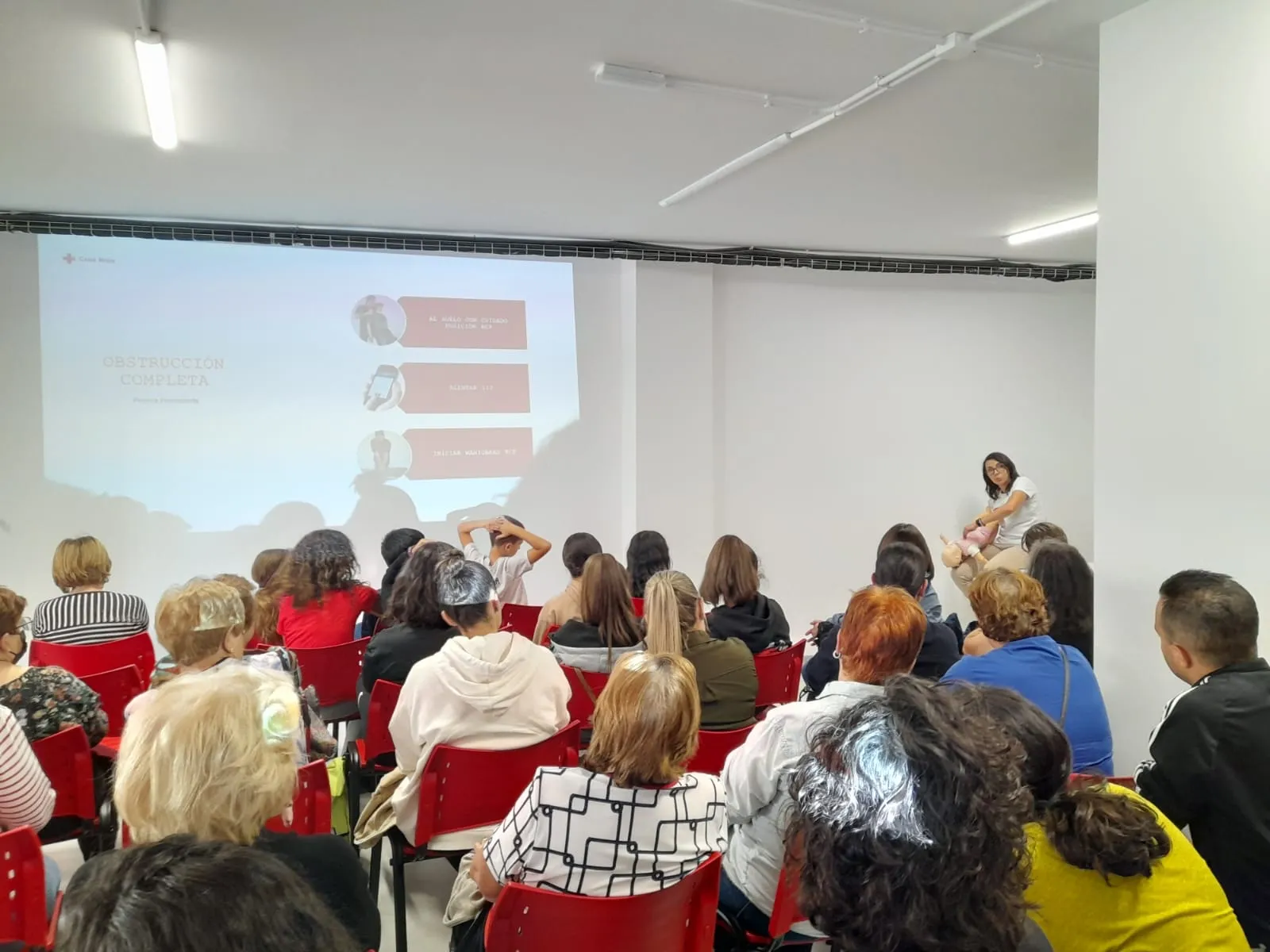 Cruz Roja en Peñaranda ofrecía un curso de primeros auxilios en sus nuevas instalaciones