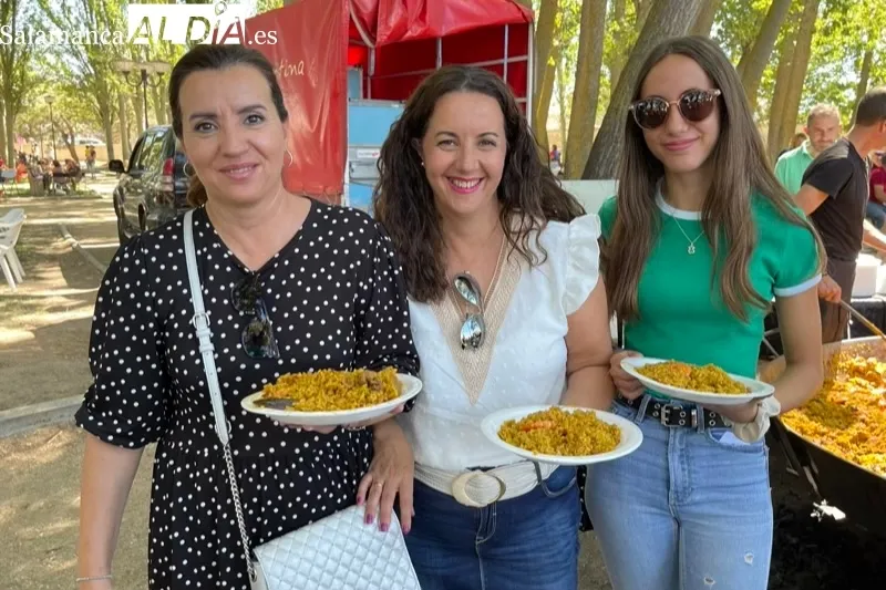 Villoria celebraba este sábado una multitudinaria paellada popular en la Alameda