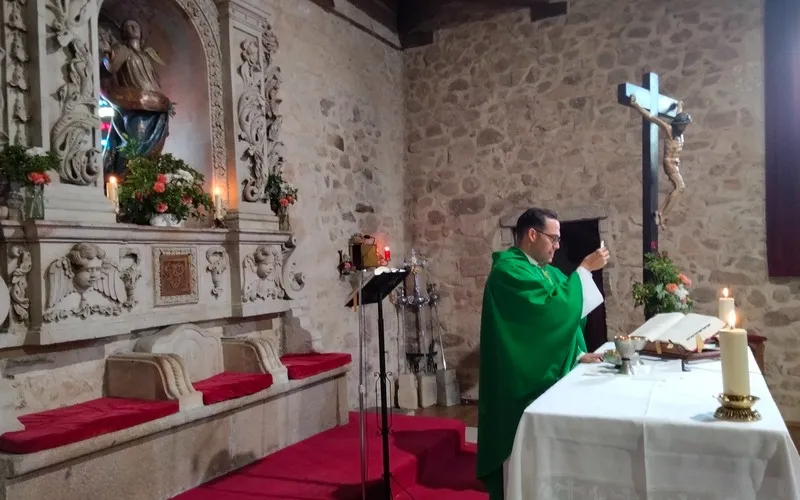 Primera misa de Alselmo Matilla Santos como párroco de Boada / FOTOS: JESÚS CRUZ