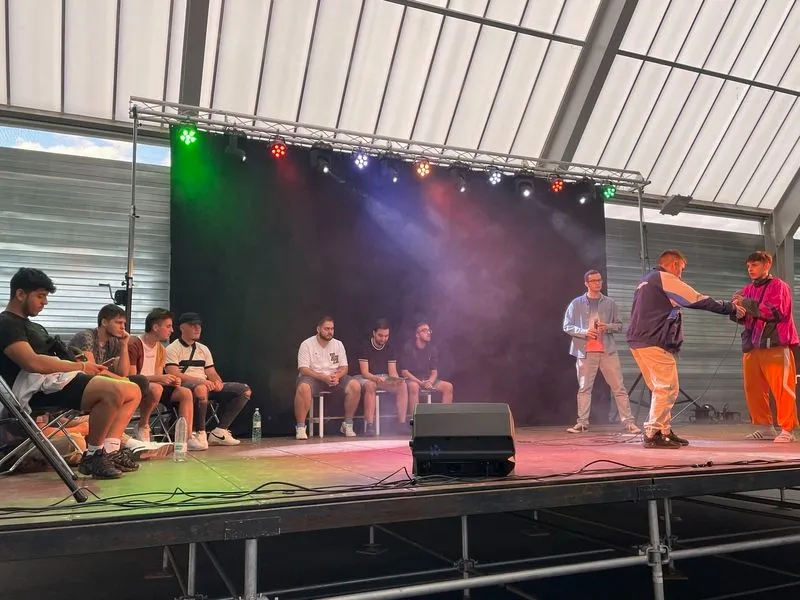 'Batalla de gallos' en Carbajosa