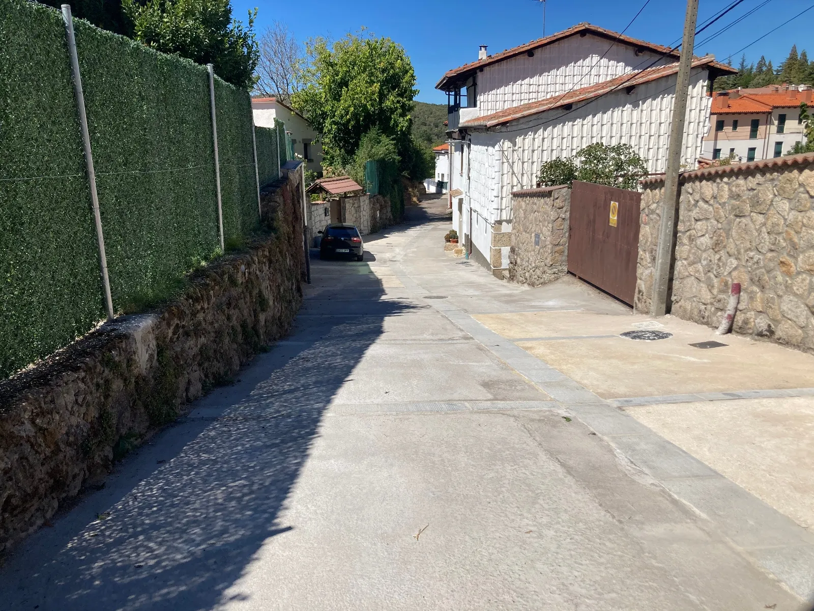 Foto 2 - Finaliza la mejora en varias calles de Candelario