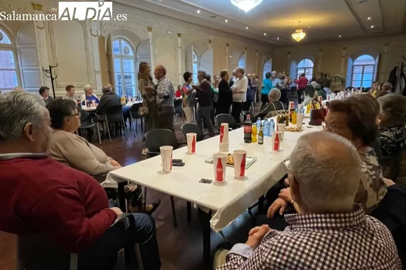 El Centro Social acogía este viernes la fiesta de los mayores dentro de las celebraciones patronales